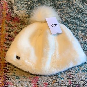 UGG White Faux fur beanie with pom